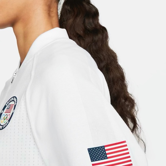 Nike women’s Olympic 2020 rare jacket NEw with tags size L - Picture 6 of 12